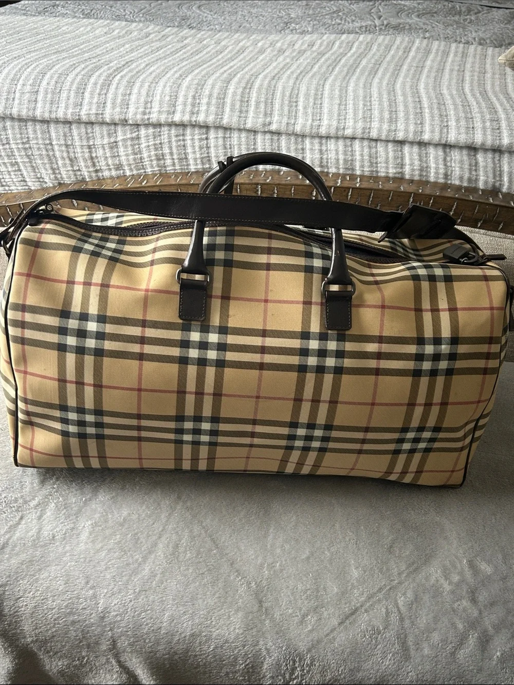 Burberry classic checked